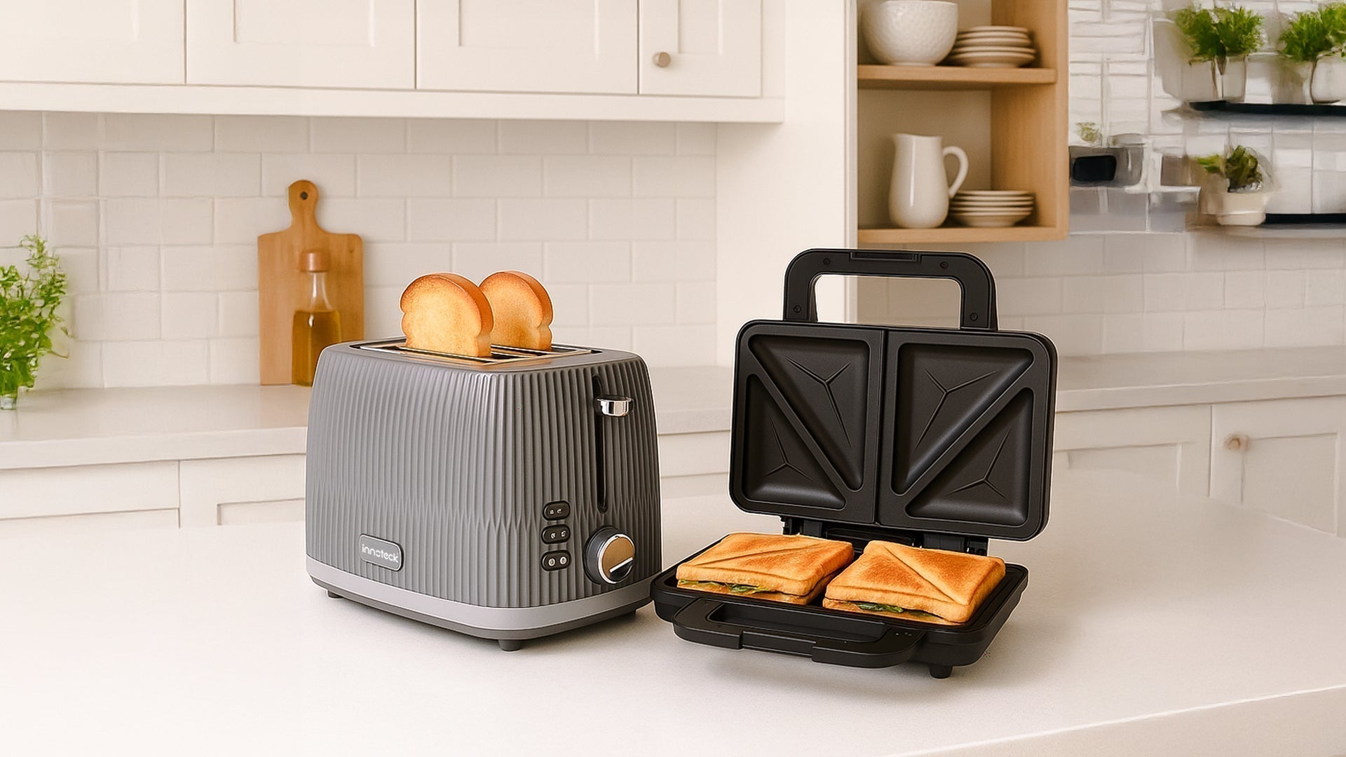 Toaster vs Sandwich Maker